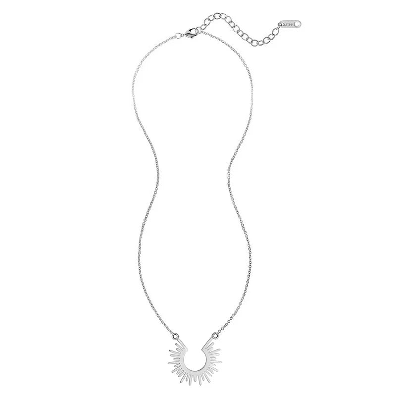 Collar Geométrico Dorado con Semicírculo