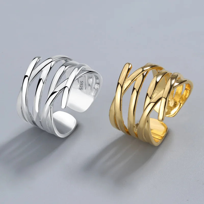 Anillo Dorado de Plata 925 con Circón