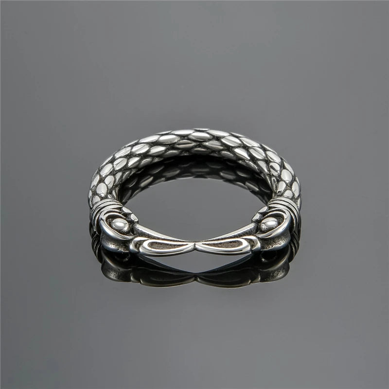 Anillo Vikingo de Acero con Pico de Águila