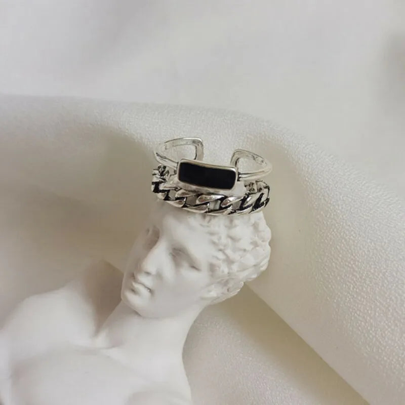 Anillo de Compromiso Minimalista Color Plata para Mujer