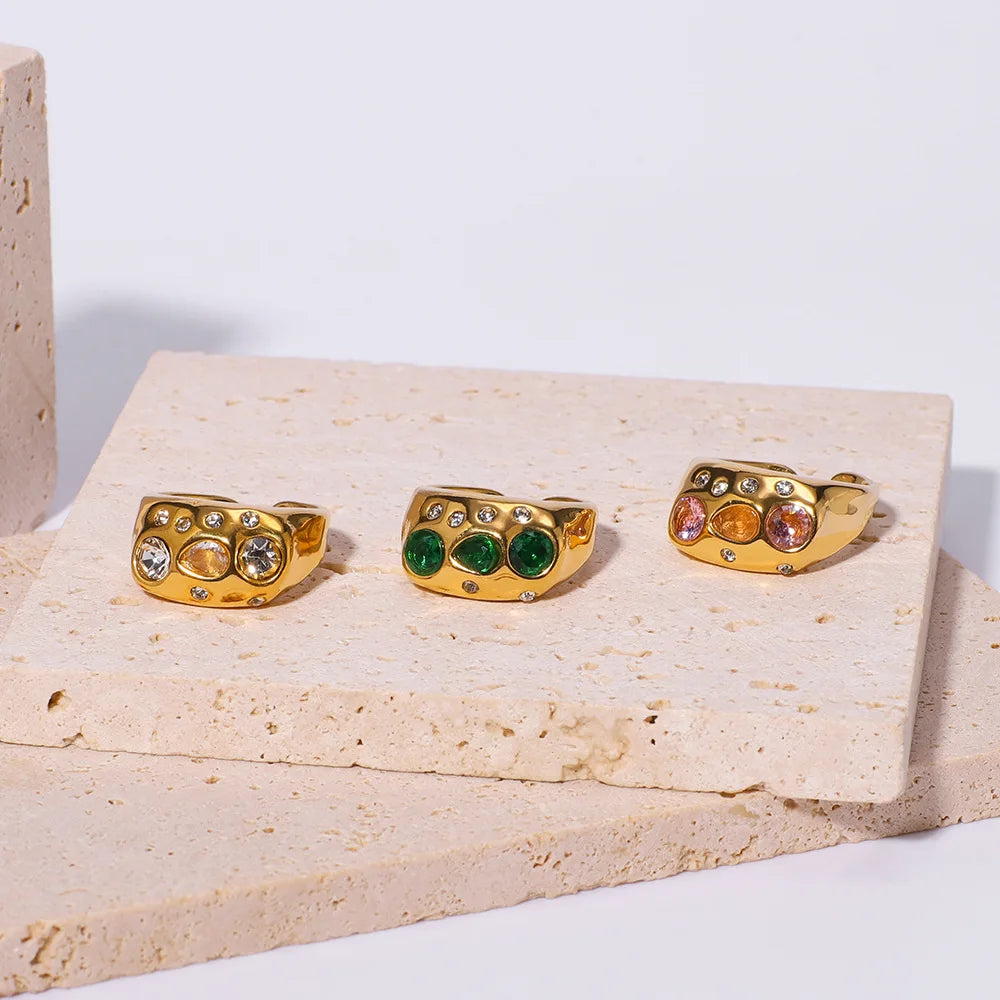 Anillo Ajustable Dorado con Cristales de Colores