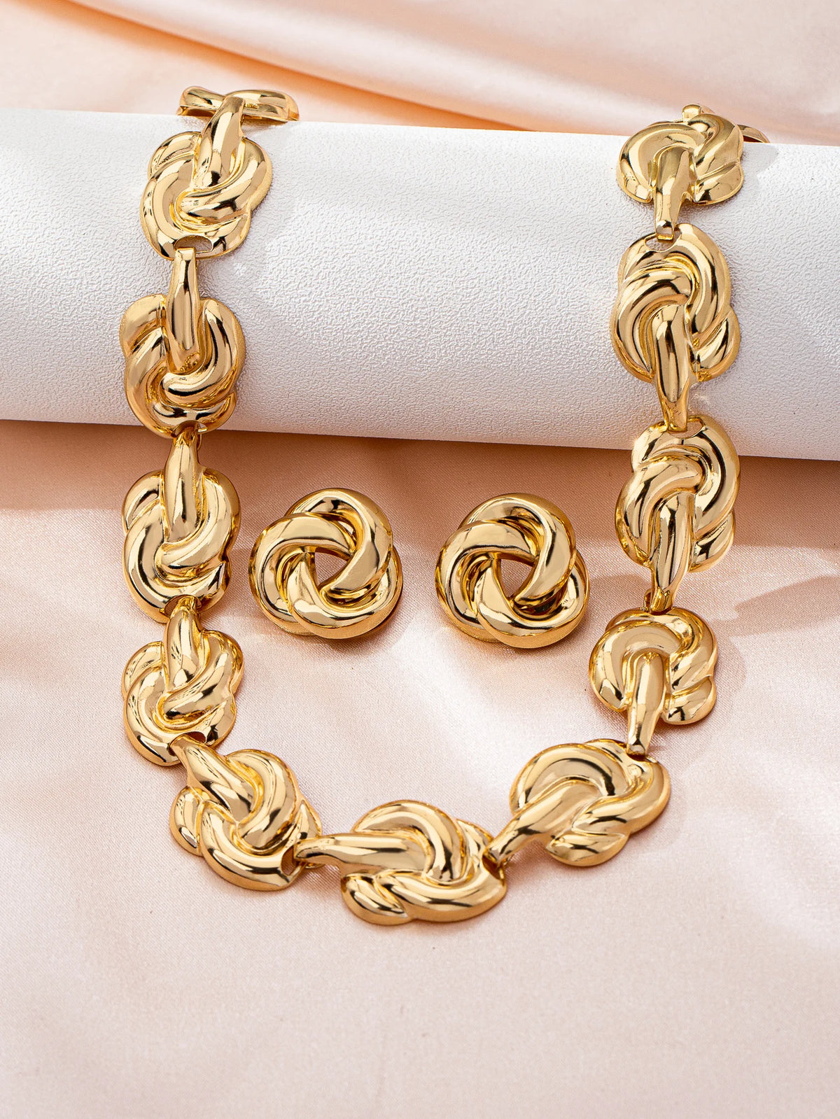 Conjunto de Joyería Brutalista