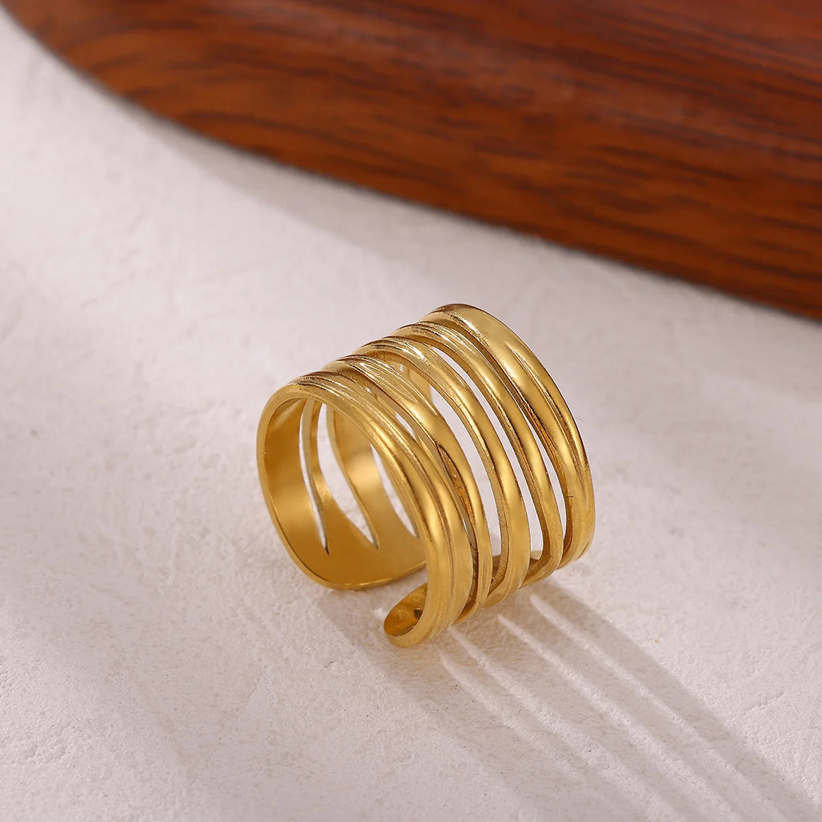 Anillo Geométrico Infinito de Acero Inoxidable Dorado para Mujer