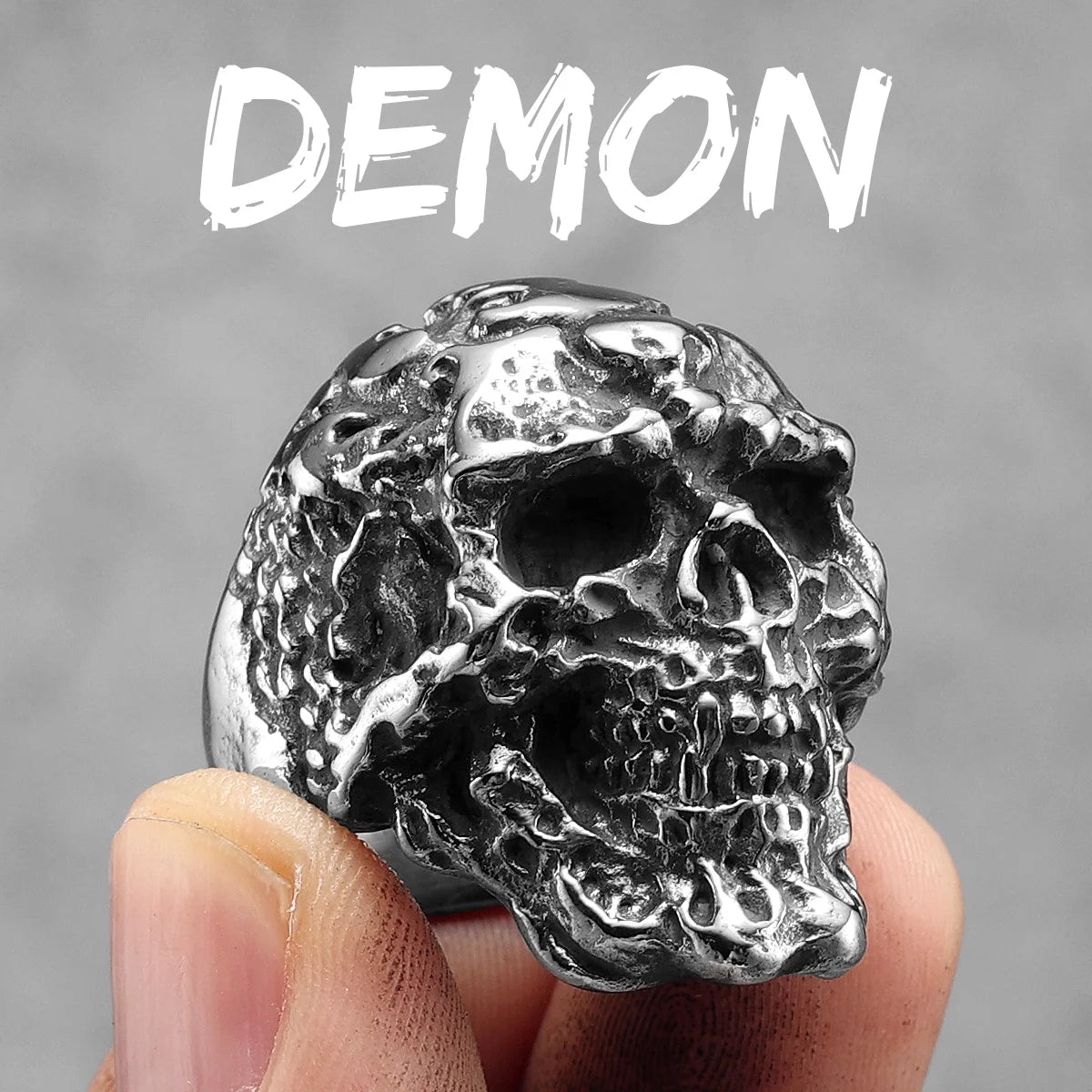 Anillo Punk Negro de Acero con Calavera