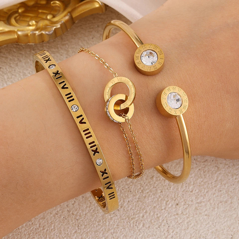 Pulsera Abierta con Números Romanos