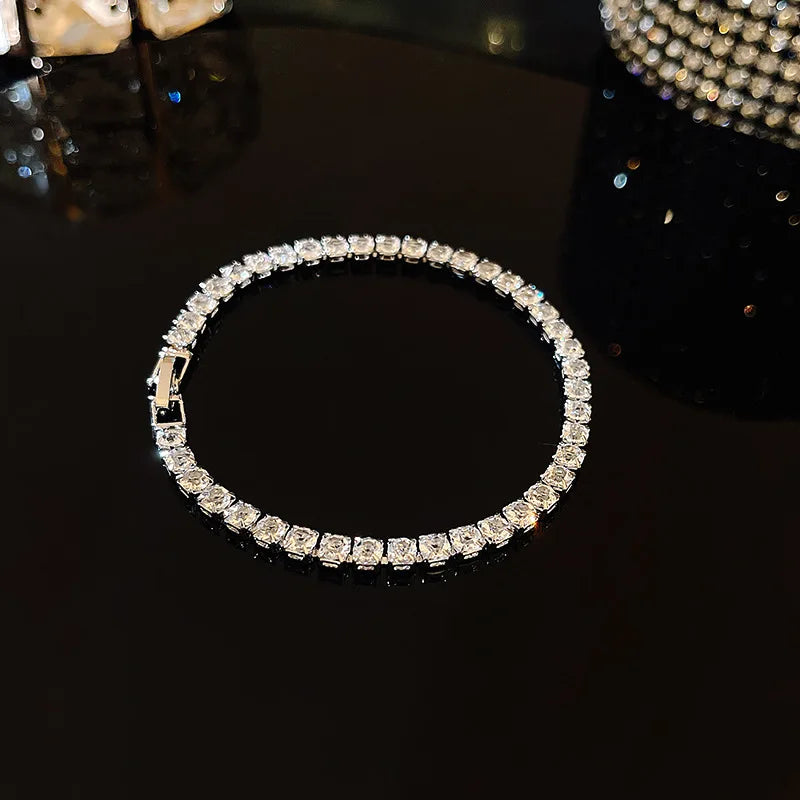 Pulsera Ajustable de Acero con Circonitas