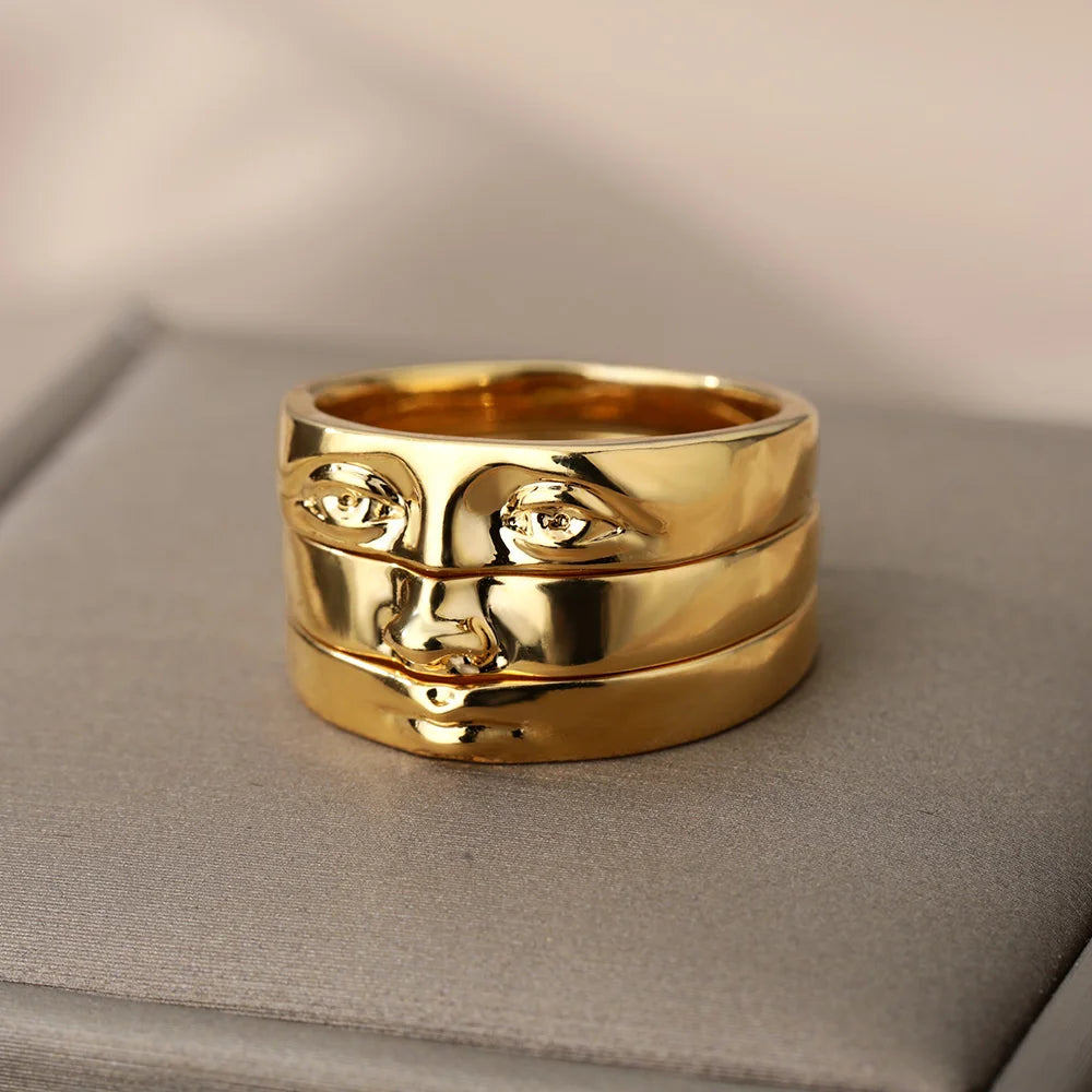 Anillo Vintage Dorado con Diseño de Ojo
