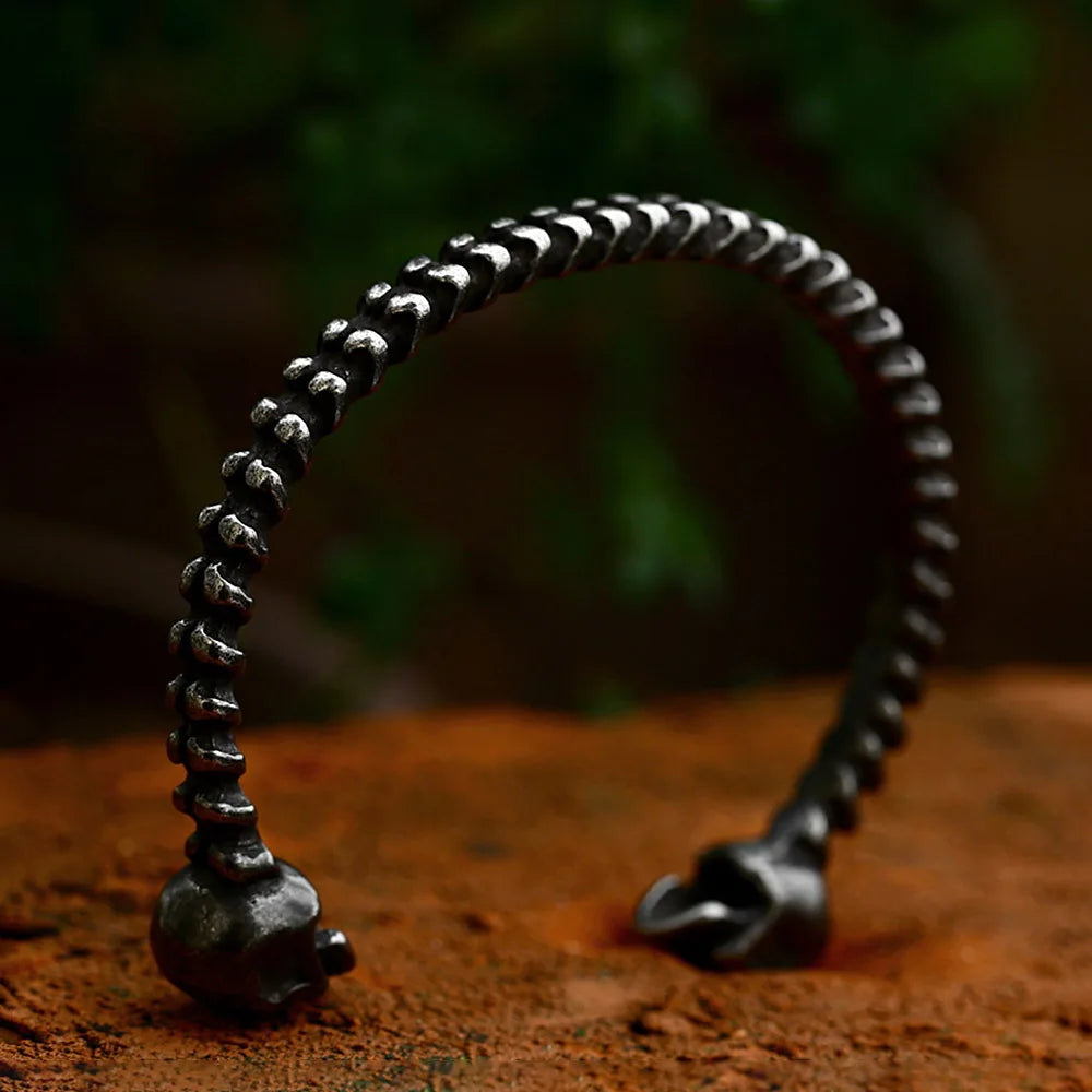Pulsera Gótica de Acero con Calavera Negra