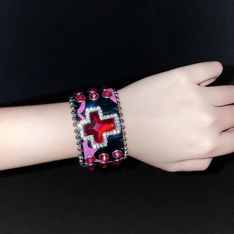 Pulsera Brutalista de Diseño