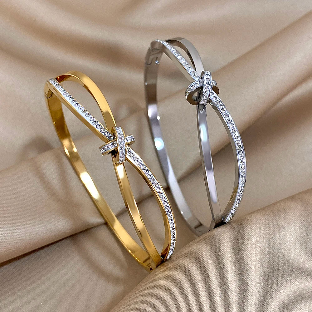 Brazalete Impermeable de Acero con Nudo