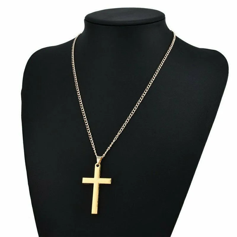 Collar Clásico de Acero con Cruz