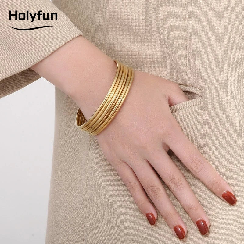 Pulsera Redonda Minimalista Dorada