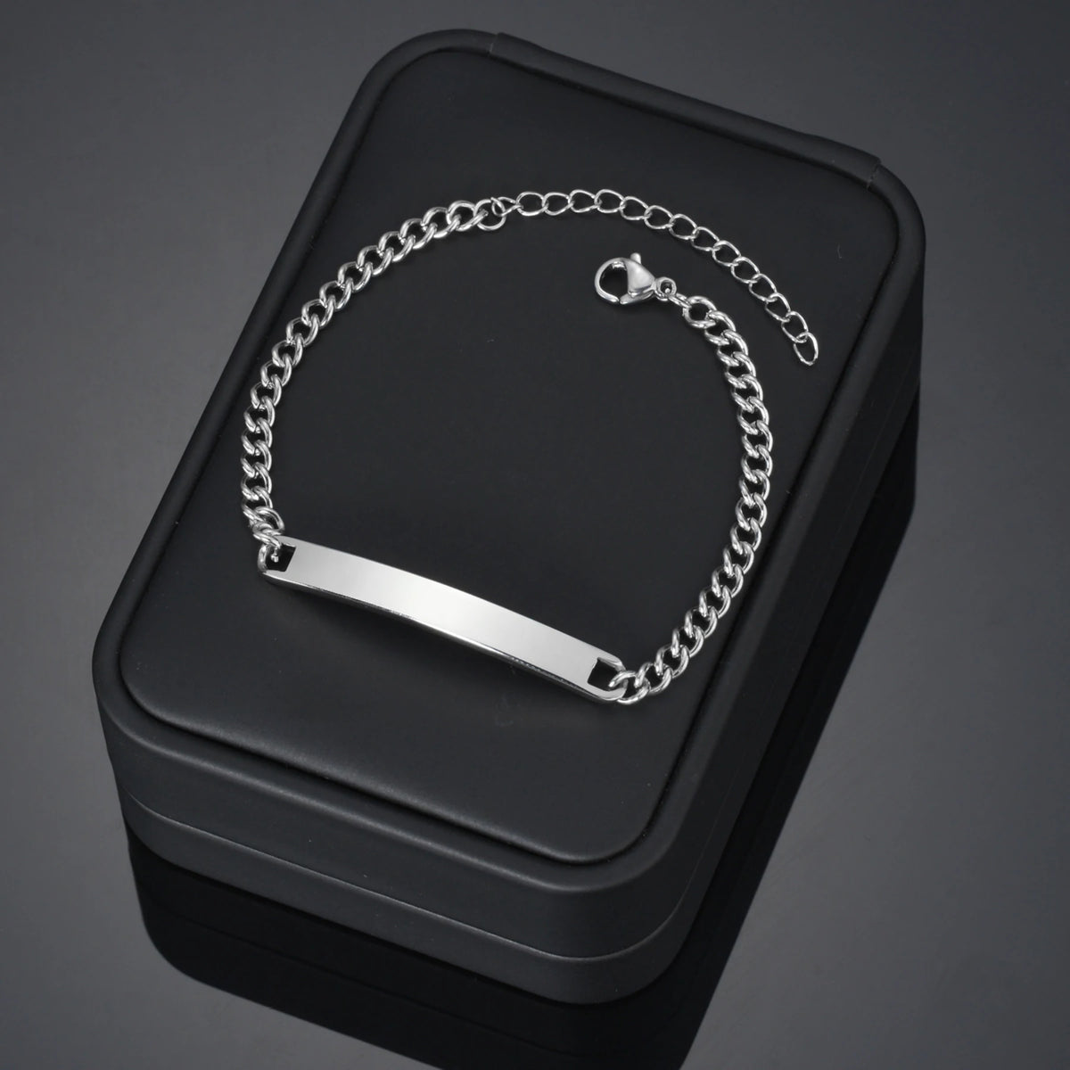 Pulsera Grabada con Nombre y Fecha