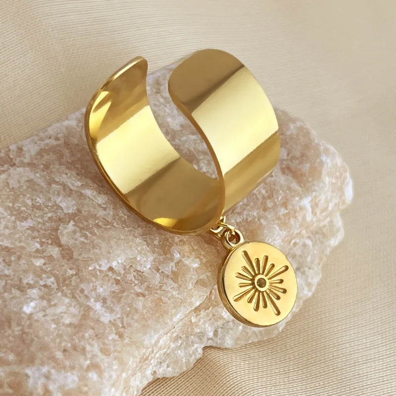 Anillo Abierto de Acero con Colgante