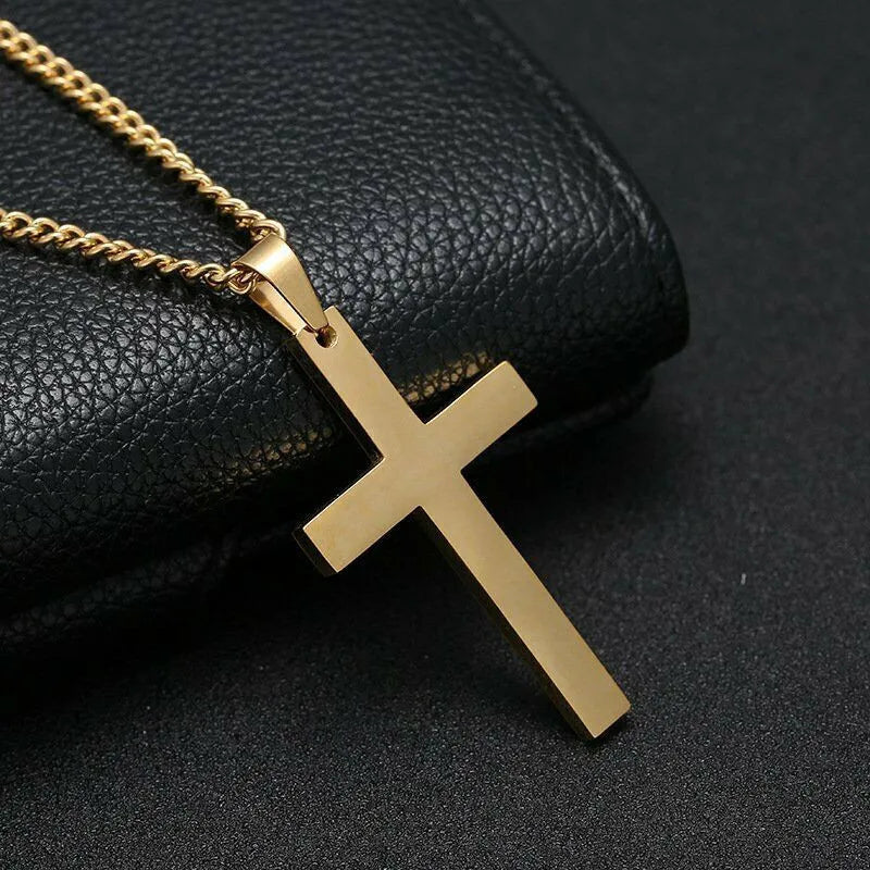 Collar Clásico de Acero con Cruz