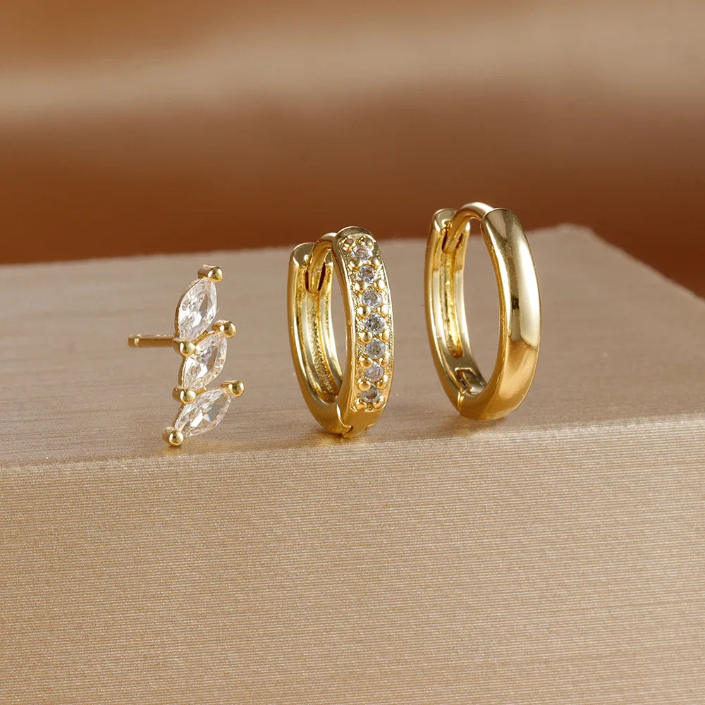Set de 3 Pares de Aros Huggie con Circonita Chapados en Oro 14K