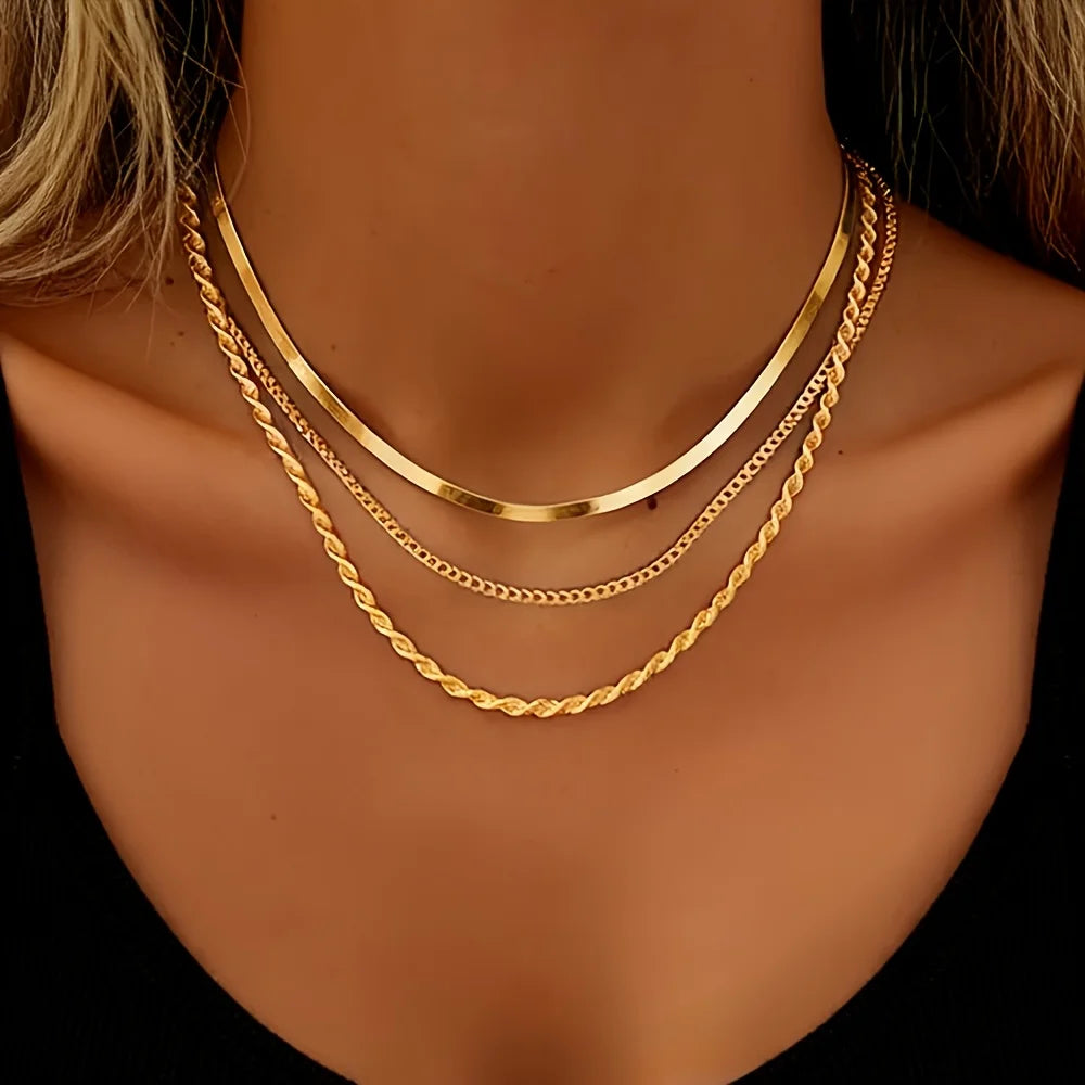 Set Dorado de Acero de Ocho Piezas