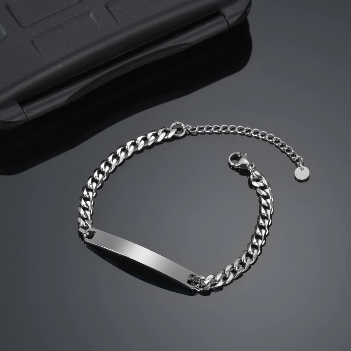Pulsera Grabada con Nombre y Fecha