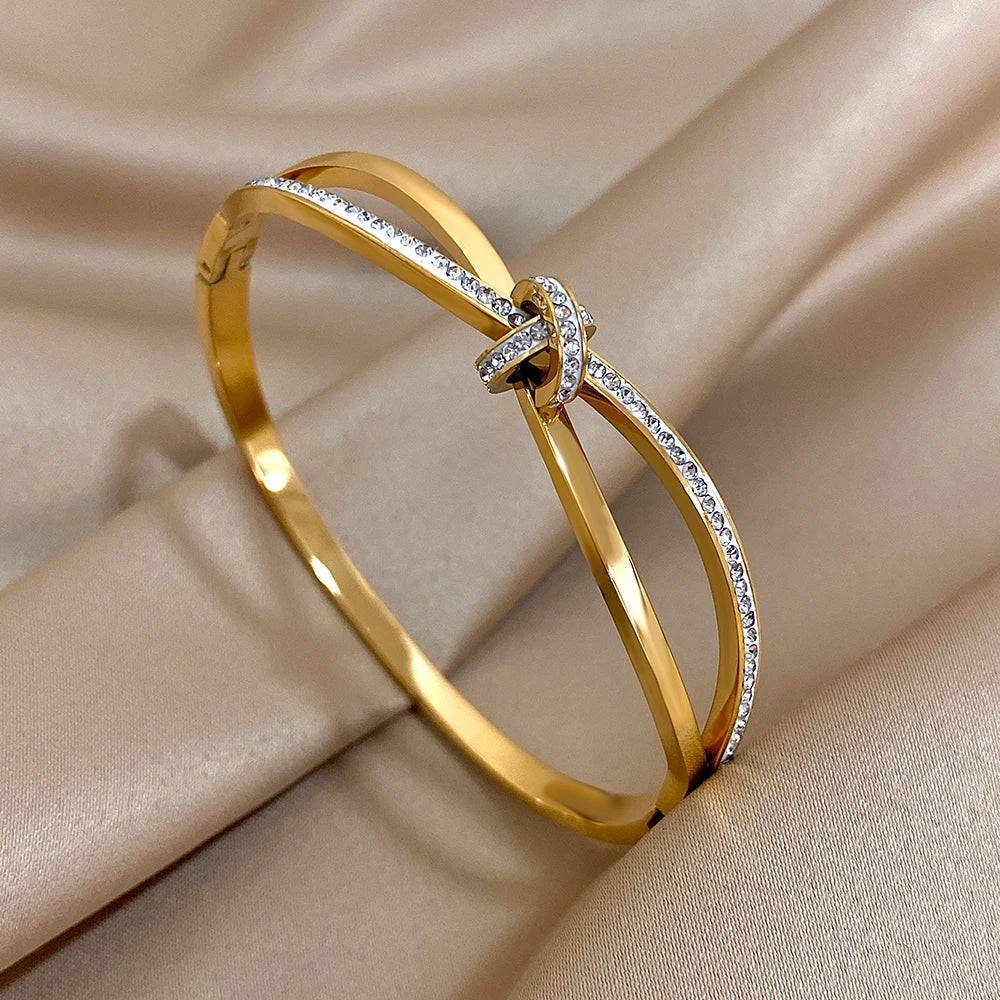 Brazalete Impermeable de Acero con Nudo