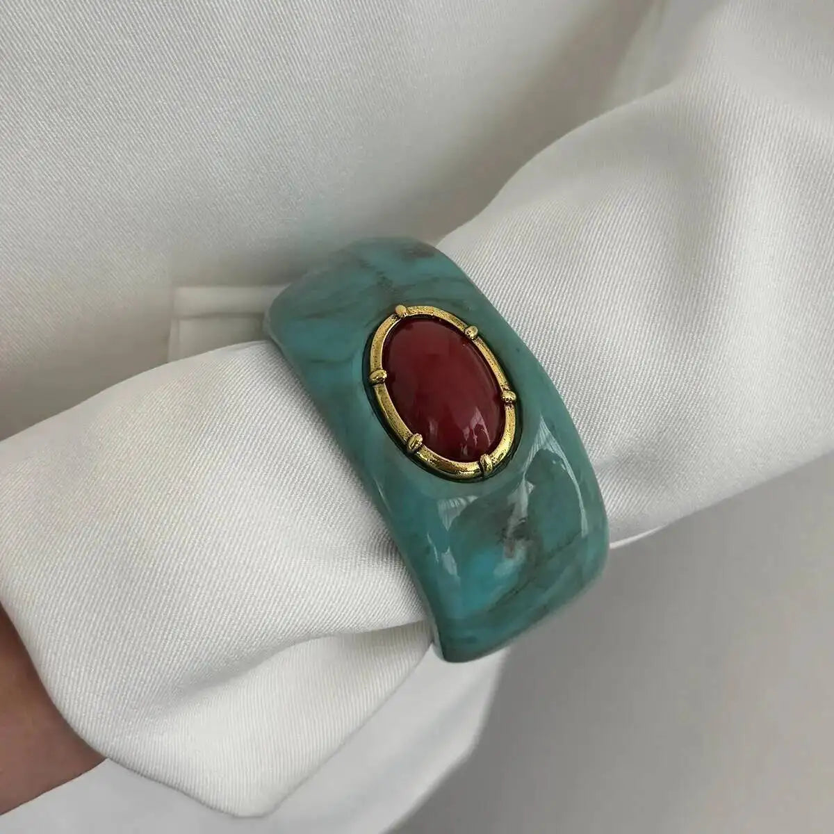Pulsera Brutalista de Diseño
