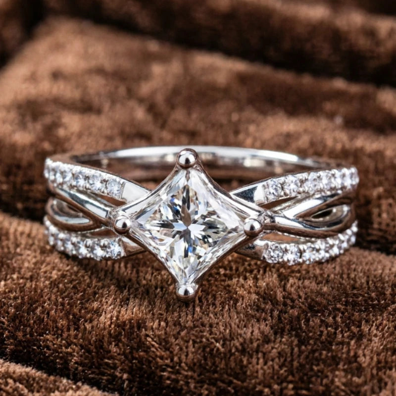 Anillo de Promesa con Zirconia Sintética de Lujo para Mujer