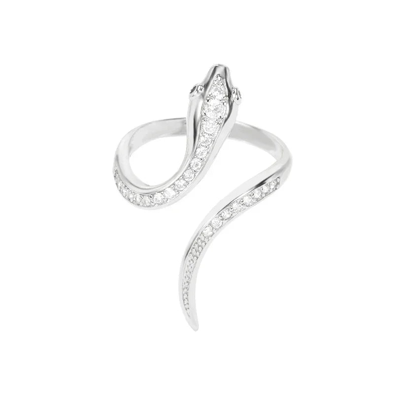 Anillo Dorado Vintage con Corazón