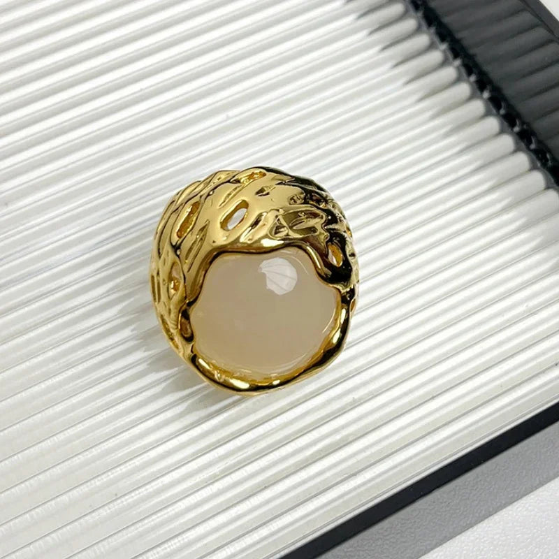 Anillo Brutalista Geométrico