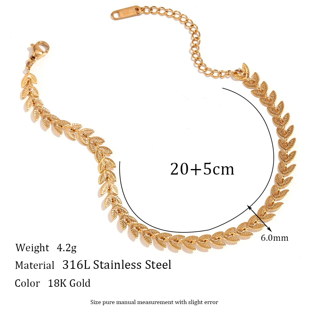 Conjunto Dorado de Acero con Hojas