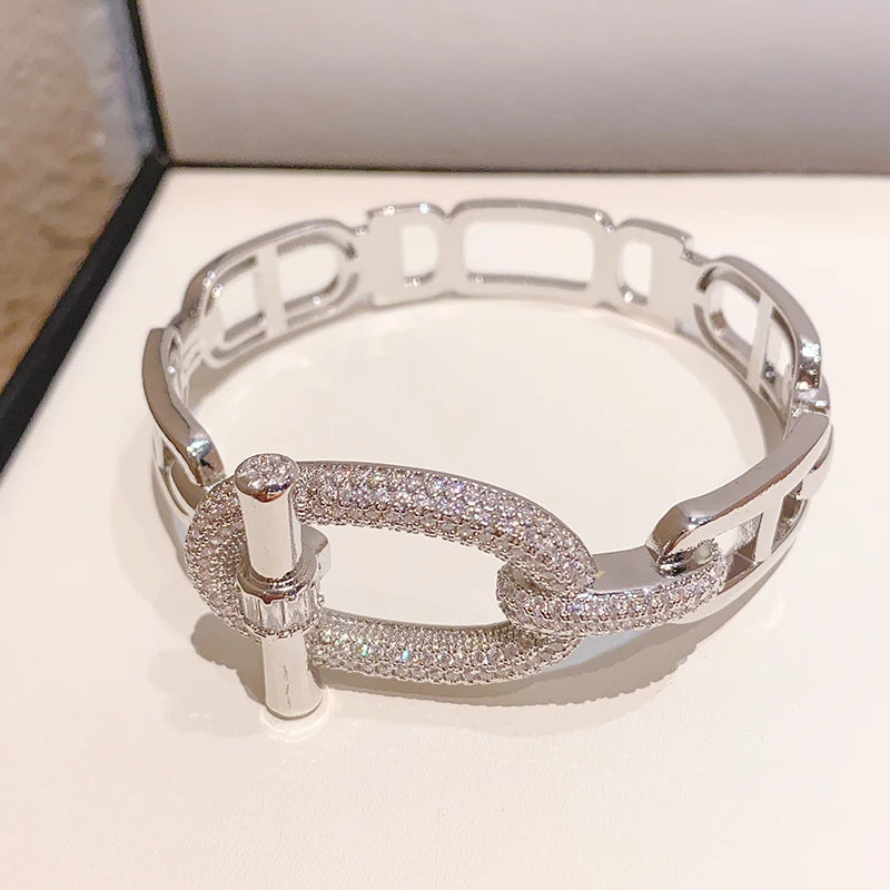 Pulsera Brutalista de Diseño
