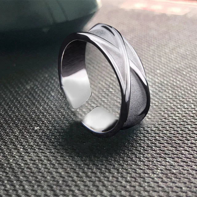 Anillo de Plata S925 Elegante y Versátil — Joya Clásica de Lujo Ligero