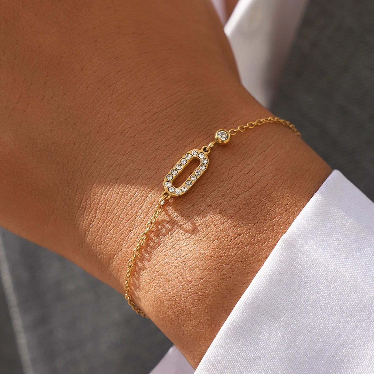 Pulsera Dorada de Acero con Circonitas