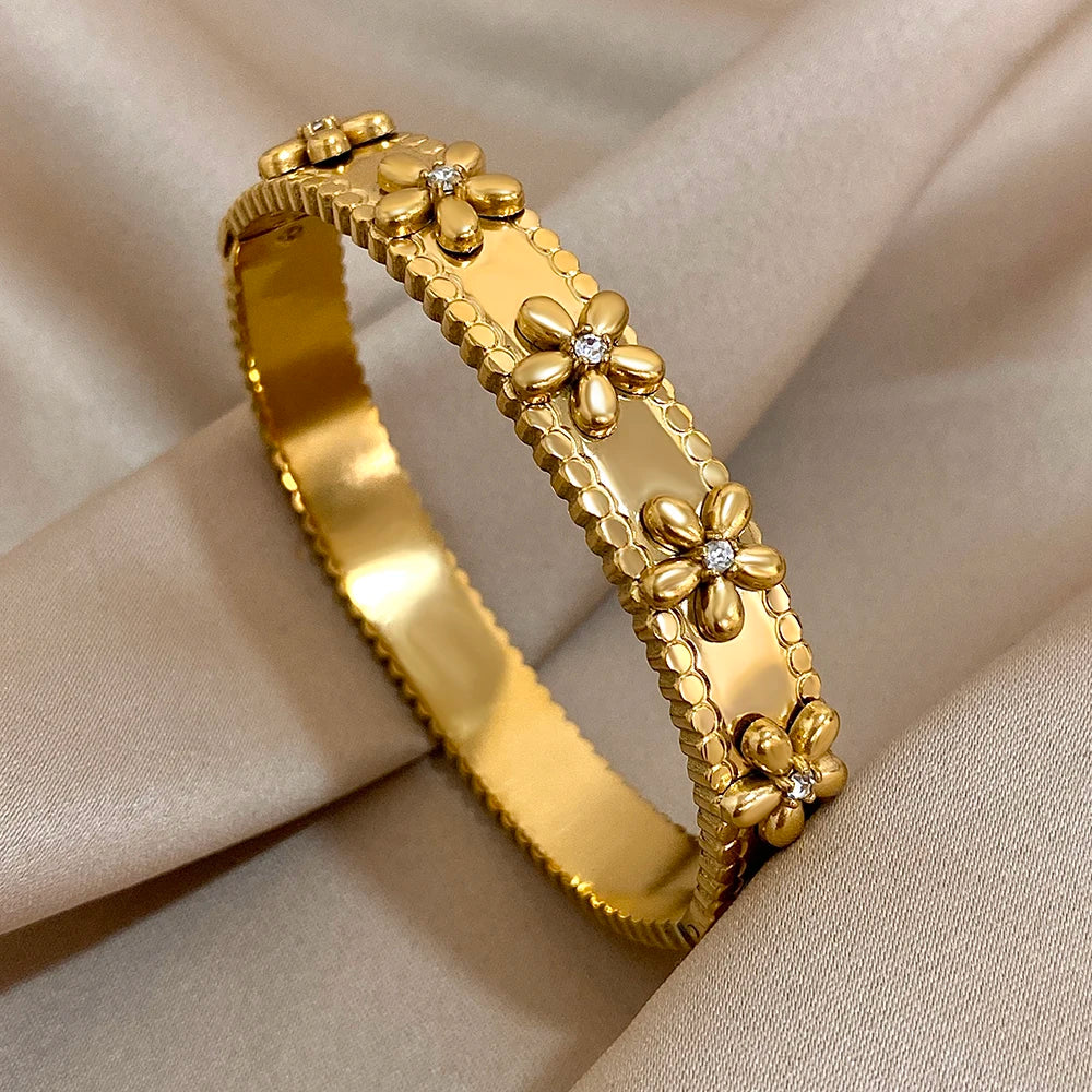 Brazalete de Acero con Flor y Cristales
