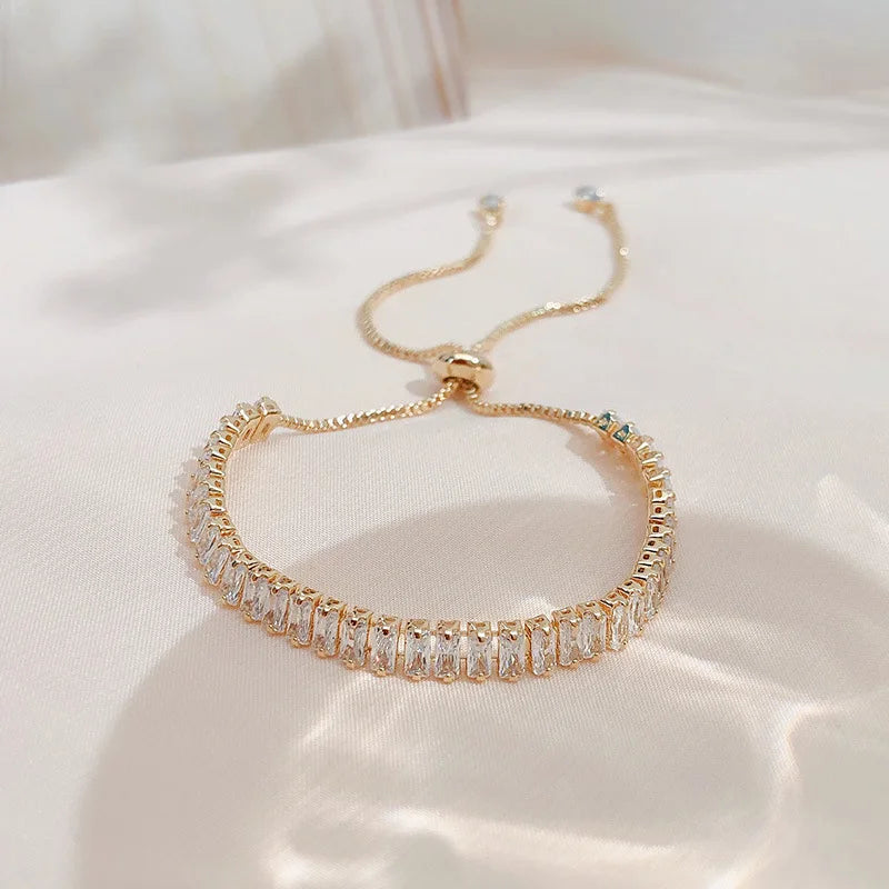 Pulsera Ajustable de Acero con Circonitas