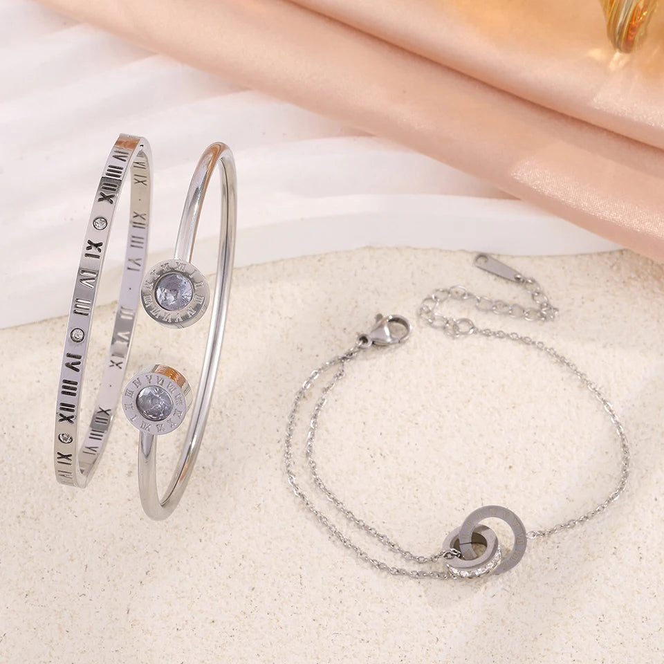 Pulsera Abierta con Números Romanos