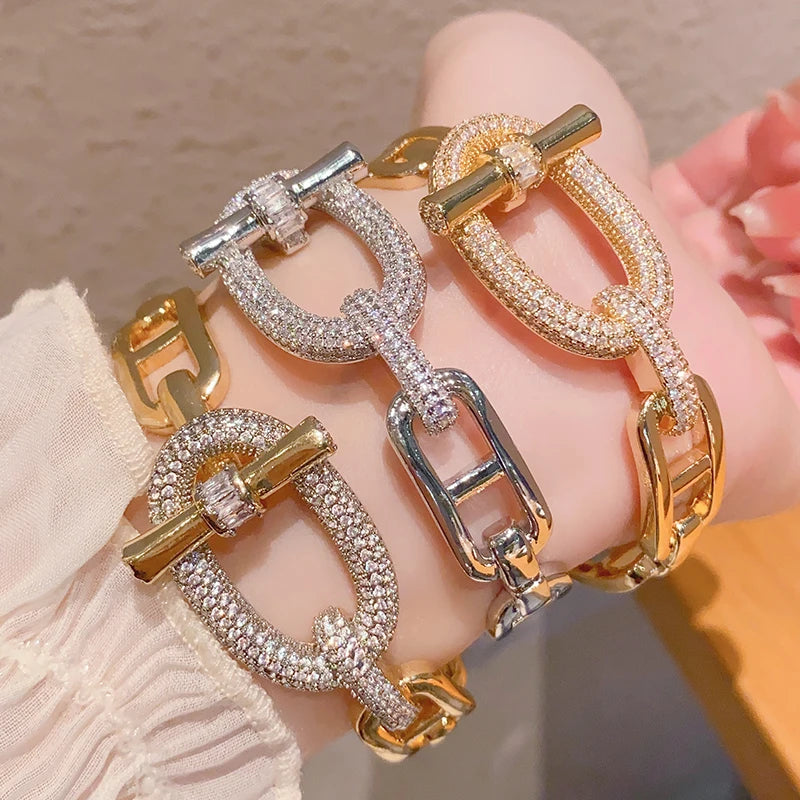 Pulsera Brutalista de Diseño