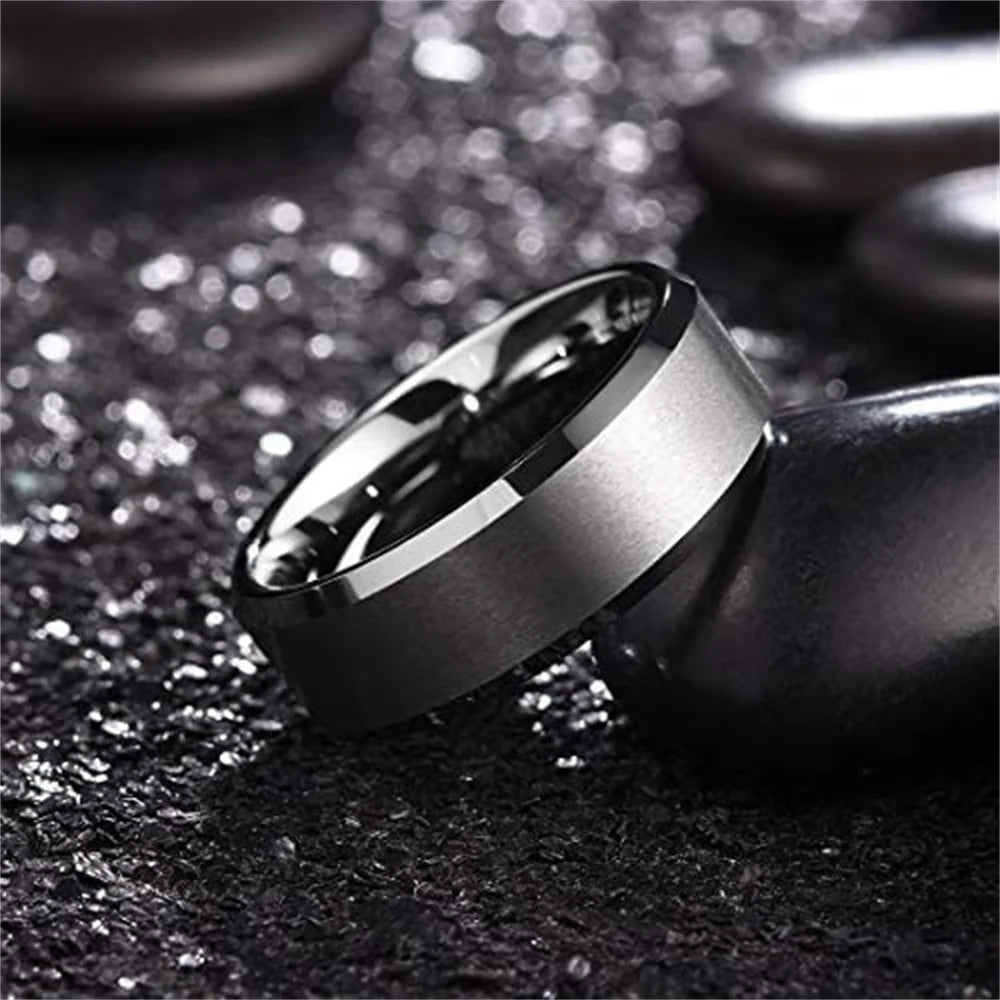 Anillo Plateado Mate de Acero de 8 mm
