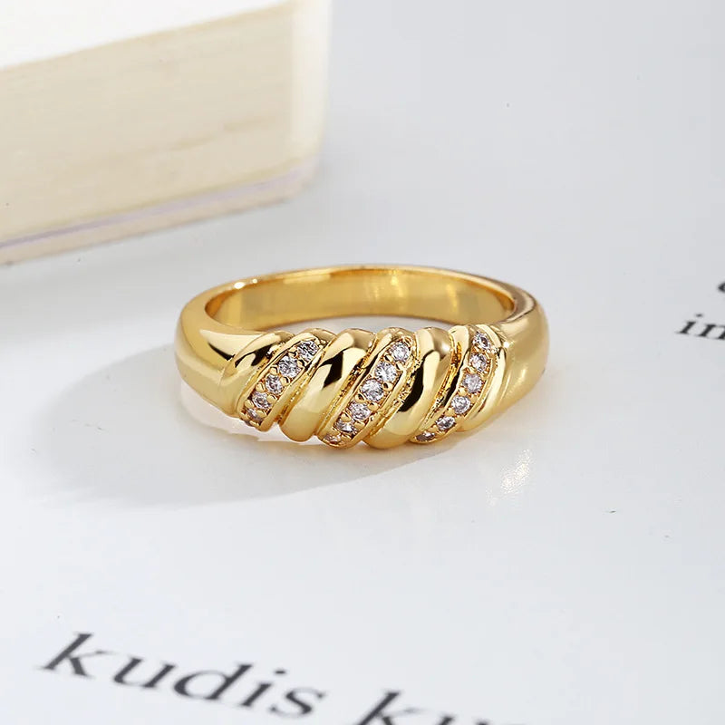 Anillo Brutalista Geométrico