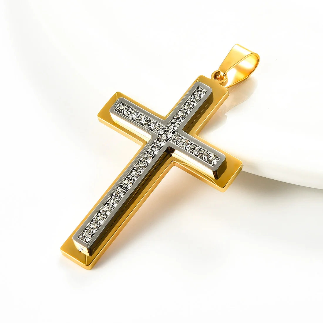 Collar de Acero con Cruz y Cristales