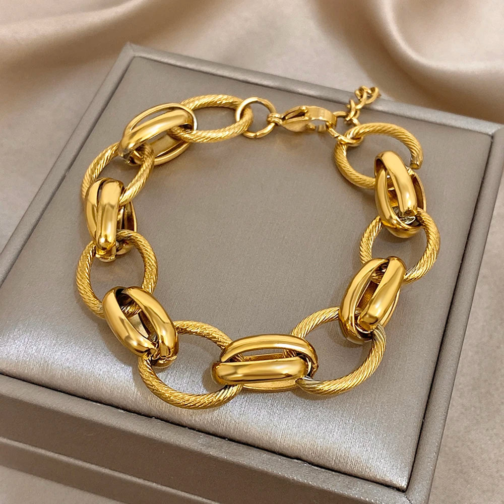 Pulsera Brutalista de Diseño