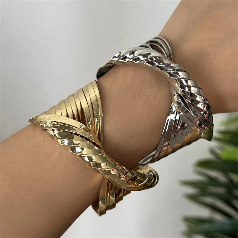 Pulsera Brutalista de Diseño