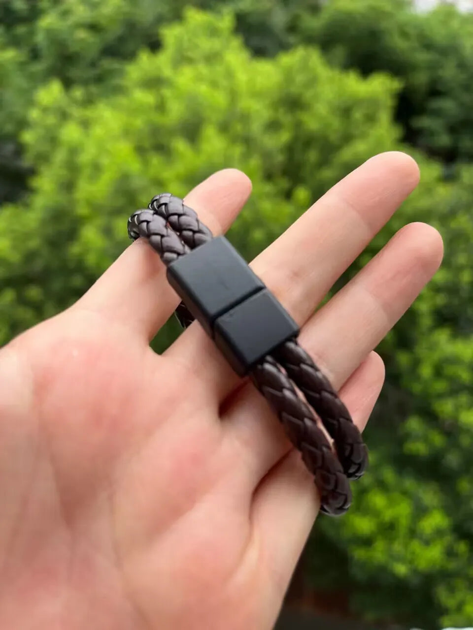 Pulsera de Cuero Trenzado y Acero