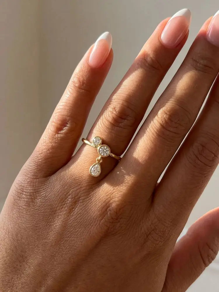 Anillo de Plata 925 con Circonita Gota