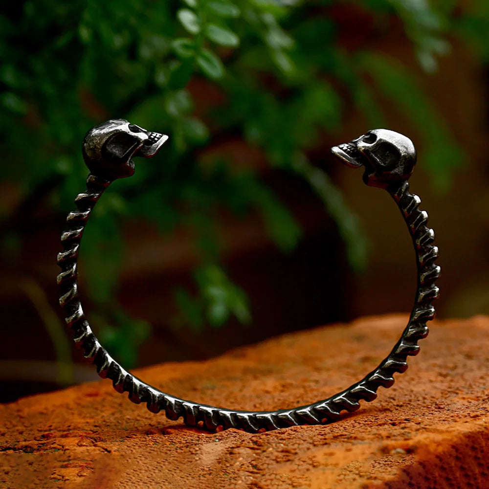 Pulsera Gótica de Acero con Calavera Negra