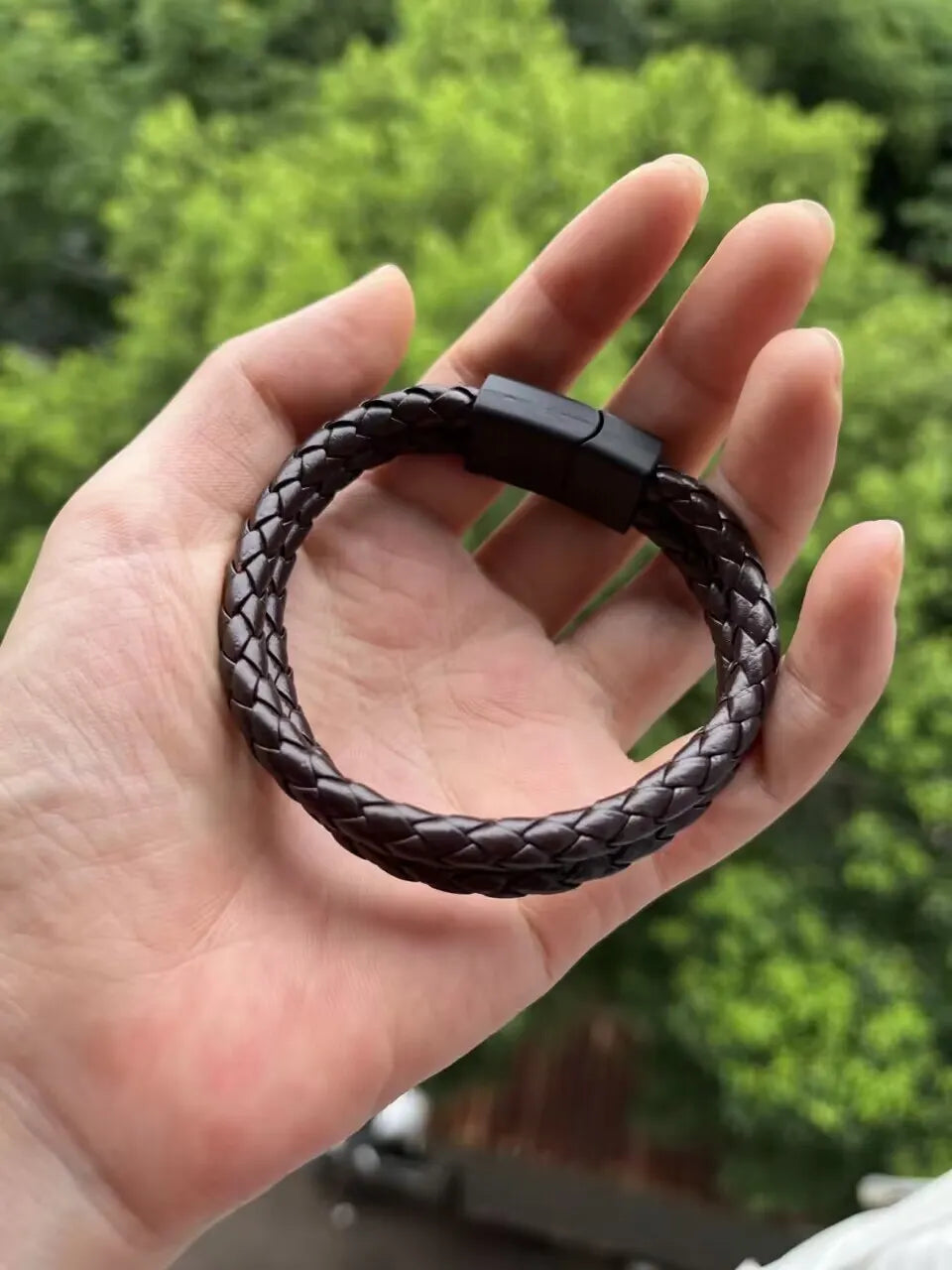 Pulsera de Cuero Trenzado y Acero