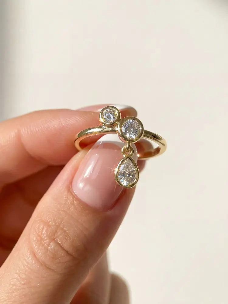 Anillo de Plata 925 con Circonita Gota