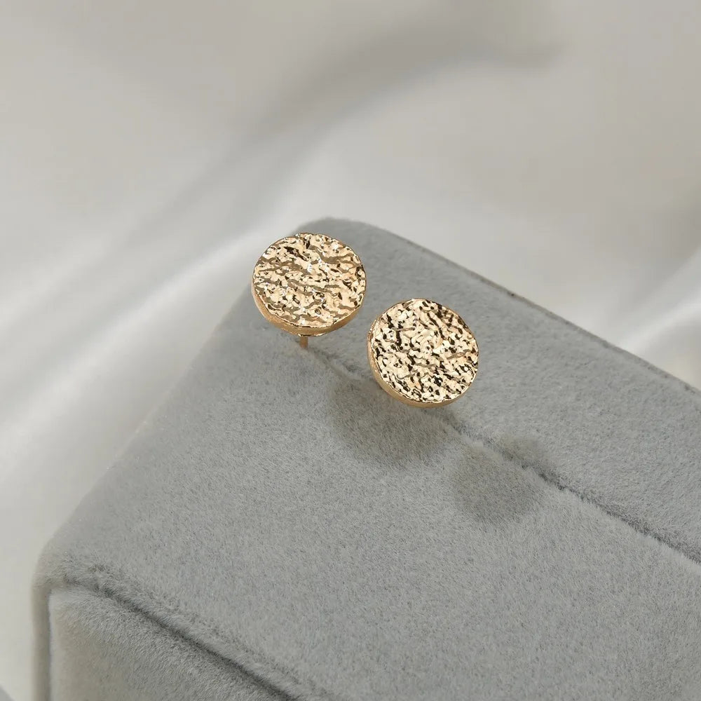 Aretes Redondos Dorados Minimalistas de Alta Calidad para Mujer