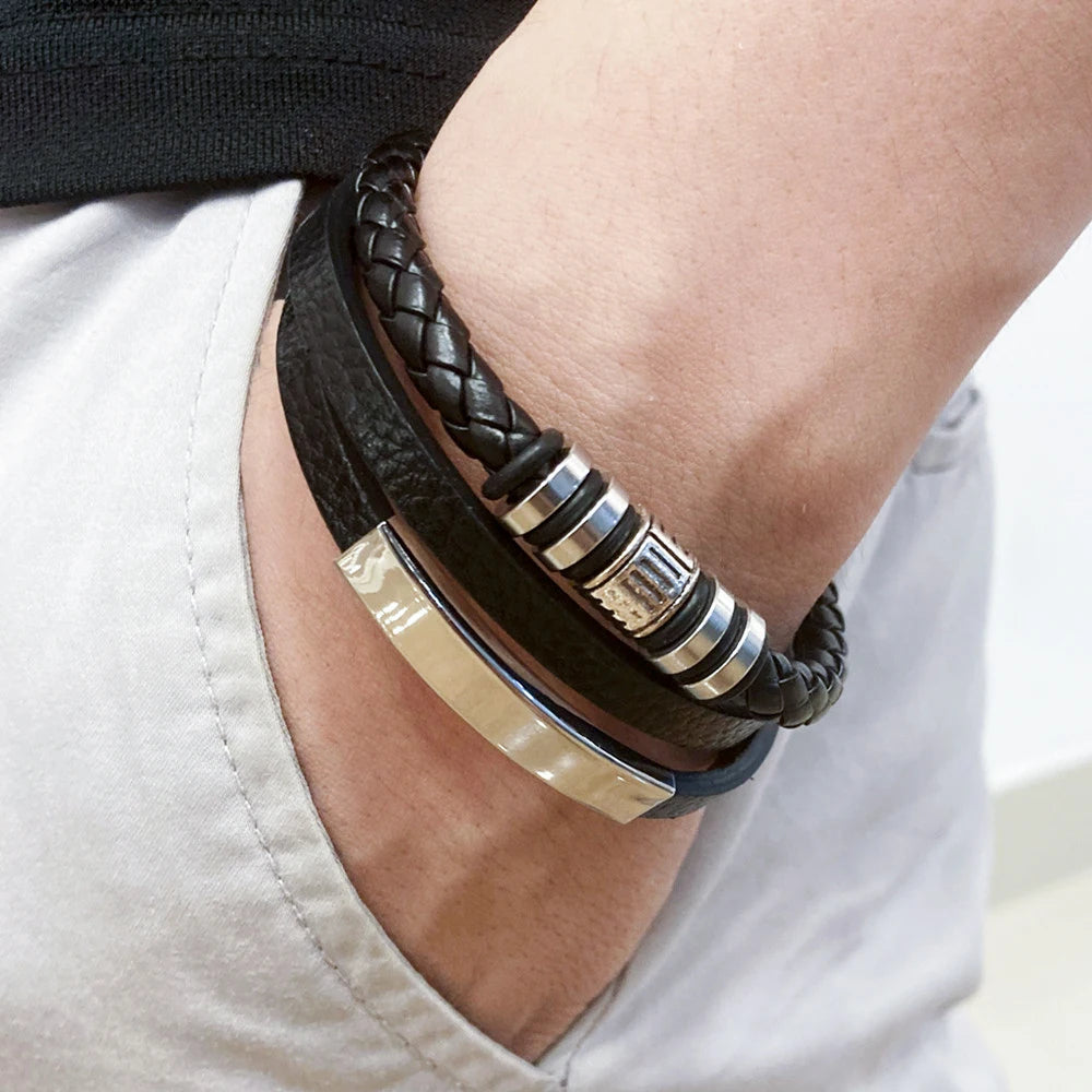 Pulsera Multicapa de Cuero y Acero