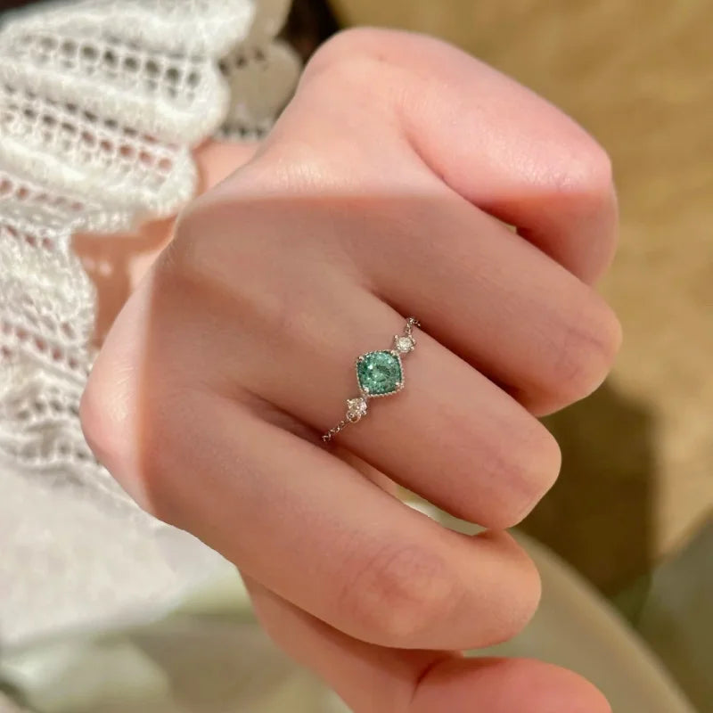 Anillo Clásico de Plata 925 con Piedra Paraíba