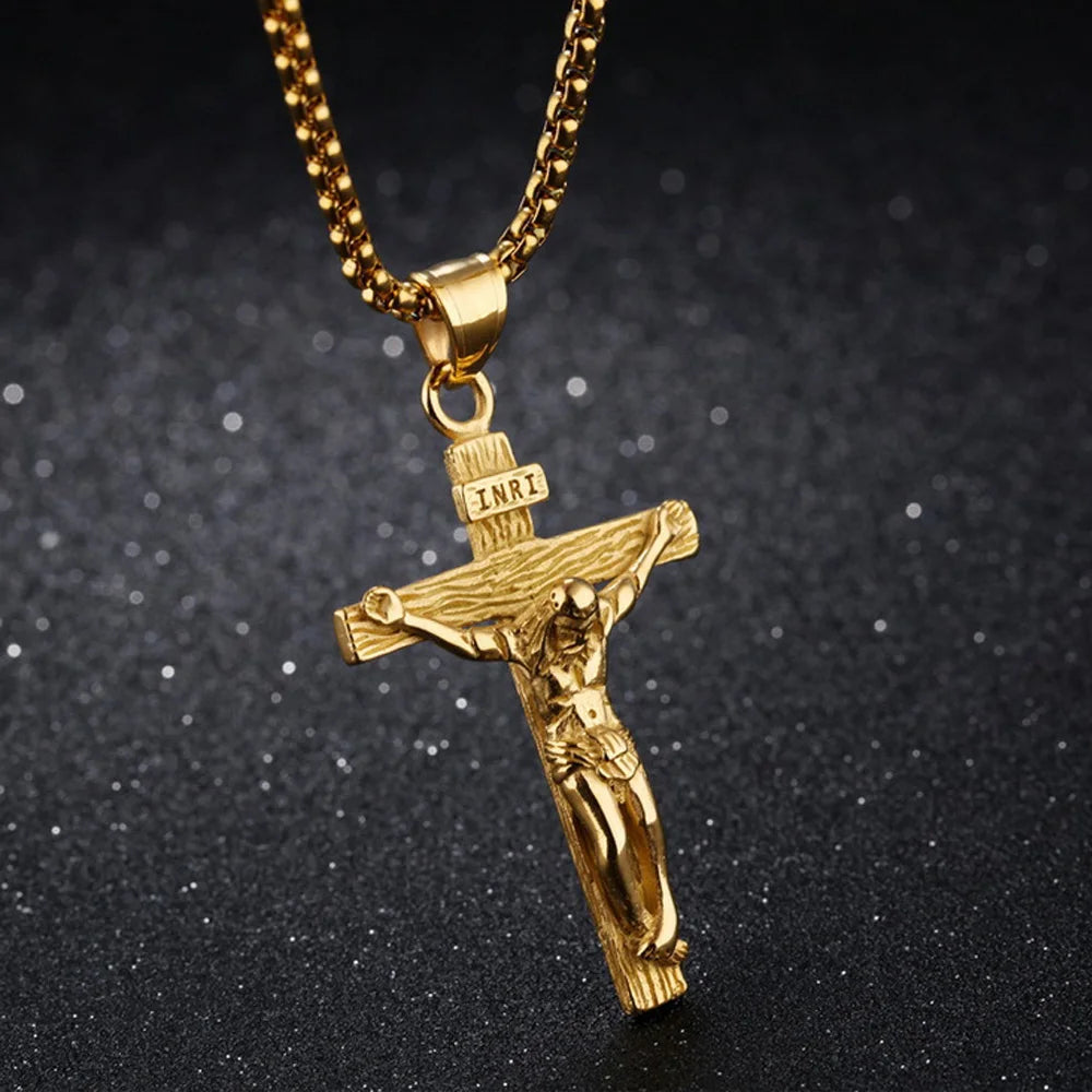 Collar de Acero con Cruz