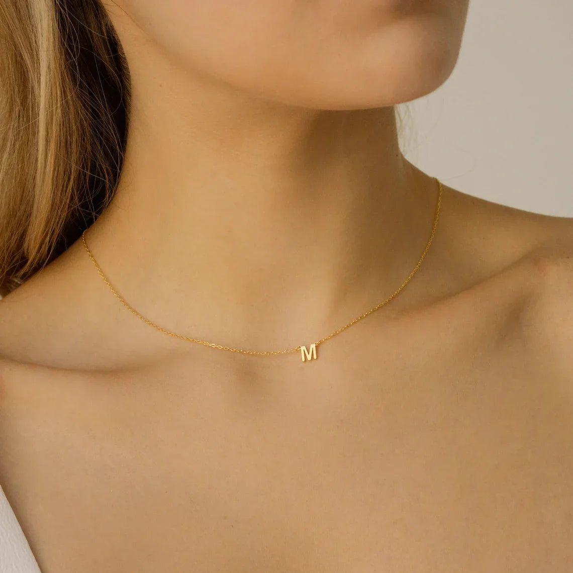 Collar de Acero con Inicial Personalizada